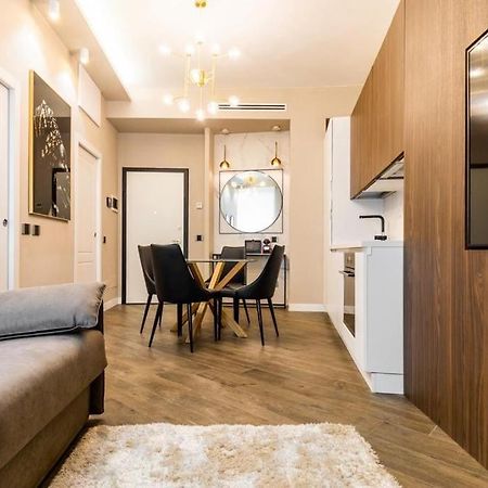 Dali Duomo Golden House Apartment Milan Exterior photo